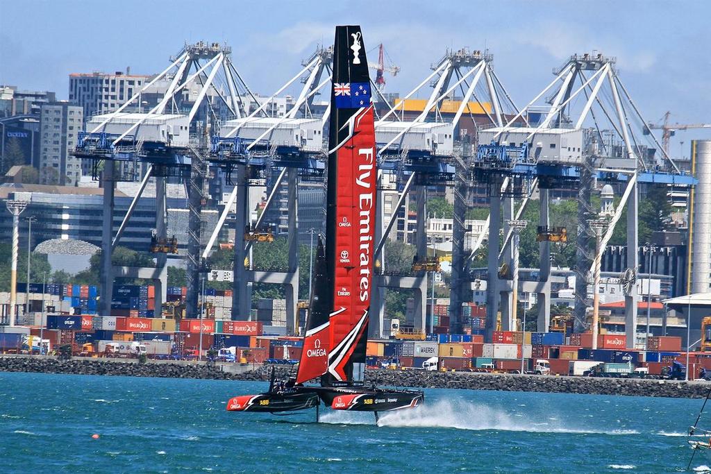  - Emirates Team New Zealand - Waitemata Harbour, November 9, 2016 © Richard Gladwell www.photosport.co.nz